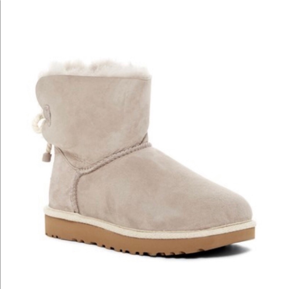 *SOLD SOLD SOLD NWT UGG BOOTS!! Gift quality! - Picture 5 of 5